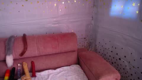 NINA online show from 04.25.26