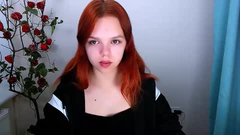 Snapshot of bunnybloom_ chatting on 10.20.25 Ariel online show from 10.20.25