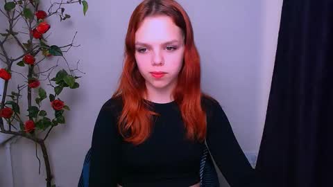 Snapshot of bunnybloom_ chatting on 12.02.25 Ariel online show from 12.02.25