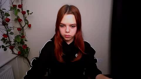 Snapshot of bunnybloom_ chatting on 03.02.26 Ariel online show from 03.02.26