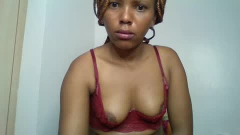 Snapshot of bunnydiva_ chatting on 07.23.26 bunnydiva_ online show from 07.23.26