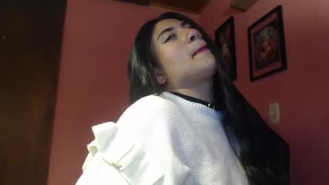 bunnyEmilyR0s33 online show from 11.13.25