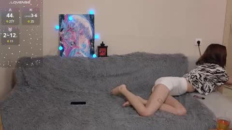 Snapshot of bunnyhelll chatting on 01.13.25 Katie online show from 01.13.25