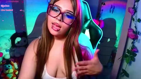 Snapshot of bunnylilith_ chatting on 11.13.25 bunnylilith_ online show from 11.13.25