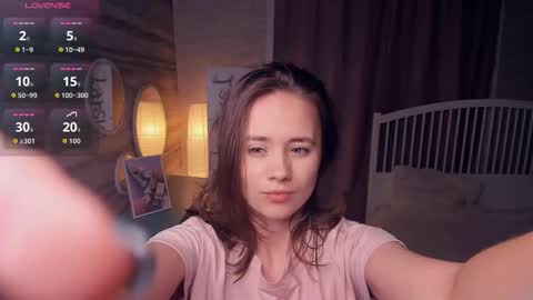 Snapshot of bunnyvice chatting on 11.20.25 Lizy online show from 11.20.25