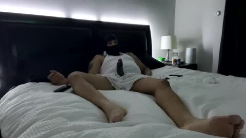 Iam King online show from 02.11.25