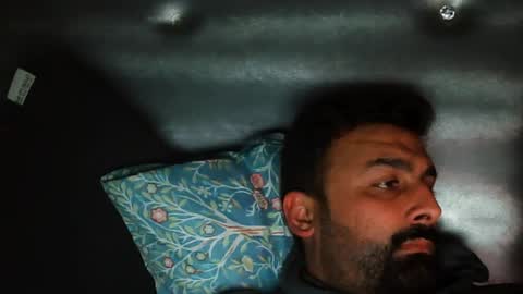 Hairy Arabian online show from 12.04.25