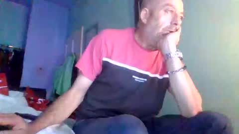 burnleyguy1977 online show from 06.06.26