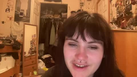esme gray online show from 07.03.26