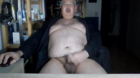 Snapshot of busibaer666 chatting on 03.10.25 busi online show from 03.10.25