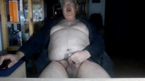 Snapshot of busibaer666 chatting on 10.27.25 busi online show from 10.27.25