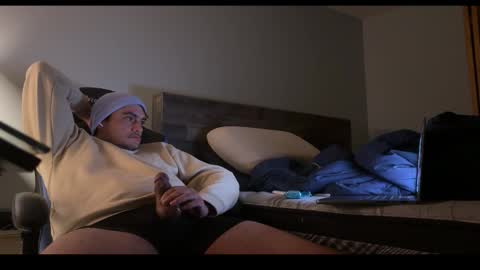 Snapshot of bussssa chatting on 12.02.25 bussssa online show from 12.02.25