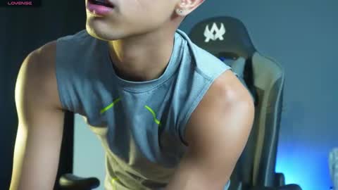 Buster independent model online show from 06.06.26