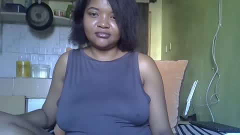 busty kenzi online show from 01.21.25