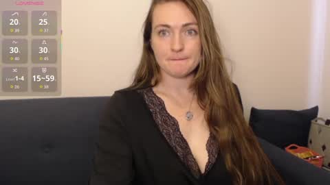 Snapshot of bustybonnieuk chatting on 10.07.25 BustyBonnieUK online show from 10.07.25