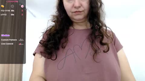 Emma online show from 11.22.25