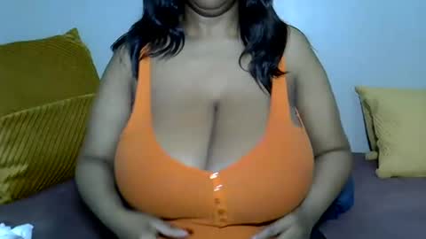 Snapshot of bustytessa37 chatting on 06.30.26 bustytessa37 online show from 06.30.26