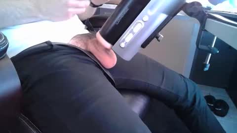 Snapshot of busyguybg chatting on 05.19.26 busyguybg online show from 05.19.26