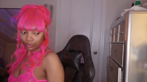 butterfly booty online show from 02.04.26