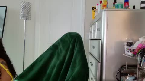 butterfly booty online show from 04.22.26