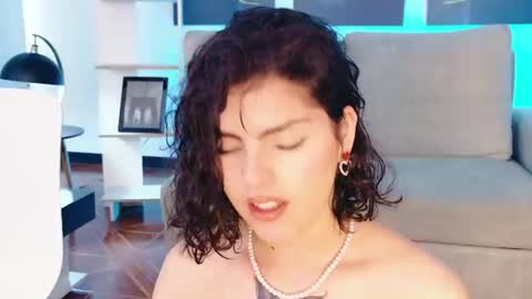 Lia Butterfly  online show from 07.04.26