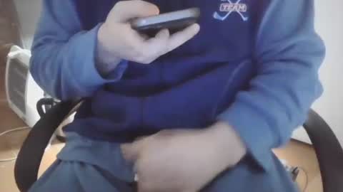 Snapshot of butulus chatting on 04.01.26 butulus online show from 04.01.26