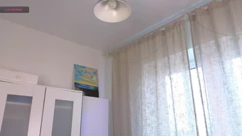 Kira online show from 04.21.26