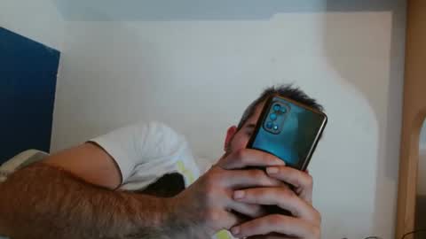 Snapshot of c0llinfarrell chatting on 01.15.25 Collin Farrel online show from 01.15.25