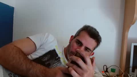 Snapshot of c0llinfarrell chatting on 01.15.25 Collin Farrel online show from 01.15.25