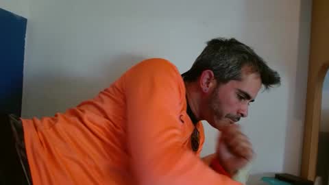 Snapshot of c0llinfarrell chatting on 02.02.25 Collin Farrel online show from 02.02.25