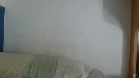 Snapshot of c0llinfarrell chatting on 02.12.25 Collin Farrel online show from 02.12.25