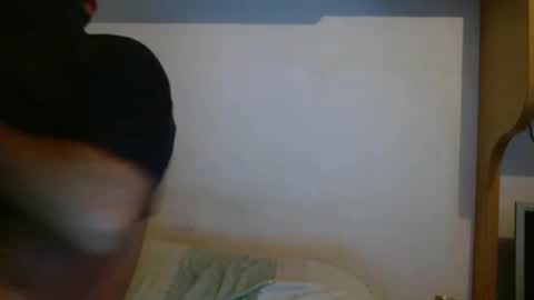 Snapshot of c0llinfarrell chatting on 02.12.25 Collin Farrel online show from 02.12.25