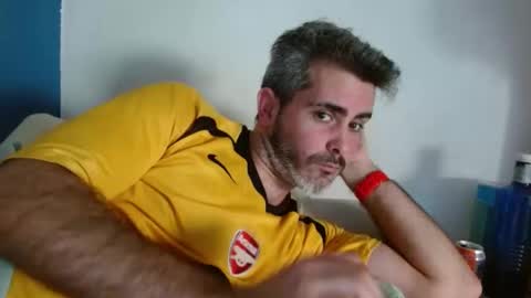 Snapshot of c0llinfarrell chatting on 02.24.25 Collin Farrel online show from 02.24.25