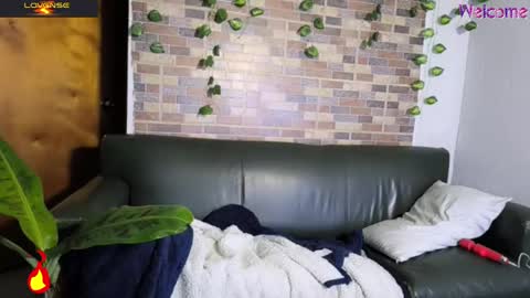 c3le5te chr15 online show from 04.27.26