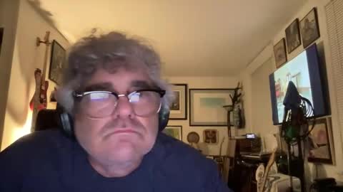 Snapshot of cafeespresso chatting on 02.14.26 cafeespresso online show from 02.14.26