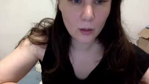 Snapshot of caffeinated_lamb chatting on 06.17.26 Lamb online show from 06.17.26