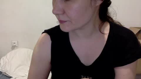 Snapshot of caffeinated_lamb chatting on 06.22.26 Lamb online show from 06.22.26