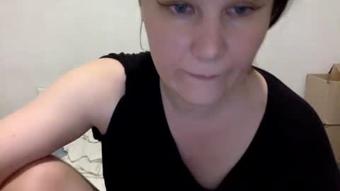 Snapshot of caffeinated_lamb chatting on 08.02.26 Lamb online show from 08.02.26