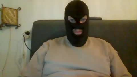 Snapshot of cagegag31 chatting on 02.14.26 cagegag31 online show from 02.14.26