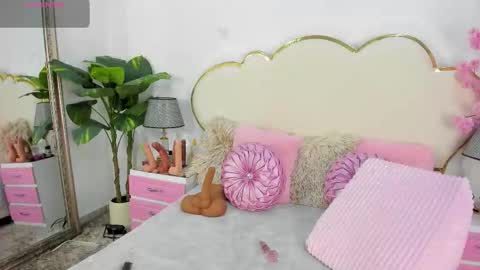 Cahitlin  online show from 03.03.26