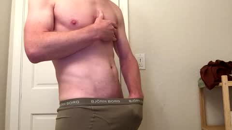 Snapshot of cahunk chatting on 05.14.26 cahunk online show from 05.14.26