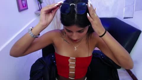 Snapshot of cailee_mansour chatting on 01.31.25 Cailee online show from 01.31.25
