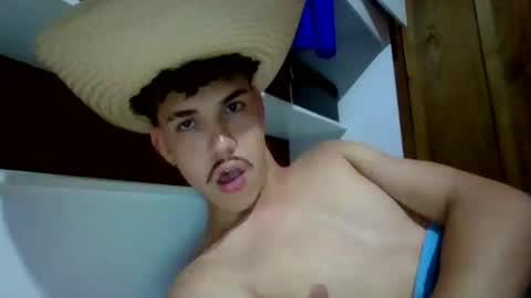 caipiranovinh2 online show from 11.02.25