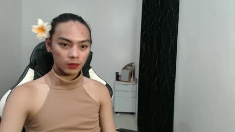 Snapshot of caitessa_bellemoir chatting on 11.29.25 caitessa_bellemoir online show from 11.29.25