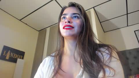 caitlingomez0 online show from 01.19.26