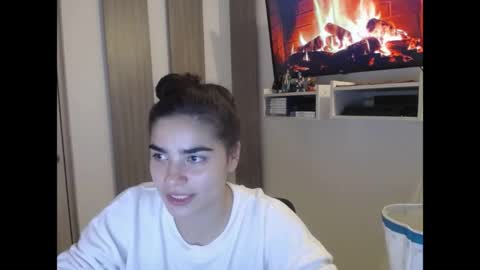 caitlingomez0 online show from 05.04.26