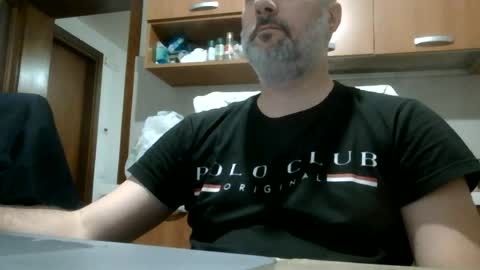 Snapshot of caldoski chatting on 05.26.26 caldoski online show from 05.26.26