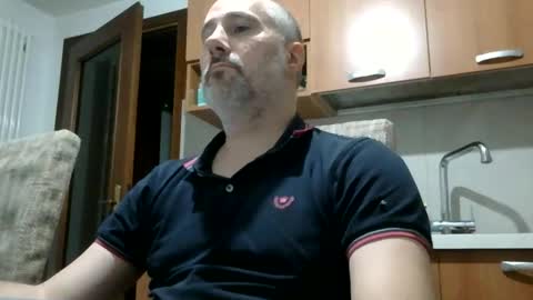Snapshot of caldoski chatting on 06.07.26 caldoski online show from 06.07.26