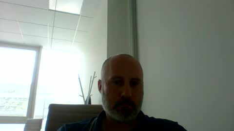 Snapshot of caldoski chatting on 06.19.26 caldoski online show from 06.19.26