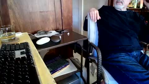 Snapshot of cali1962 chatting on 02.16.25 Cal online show from 02.16.25